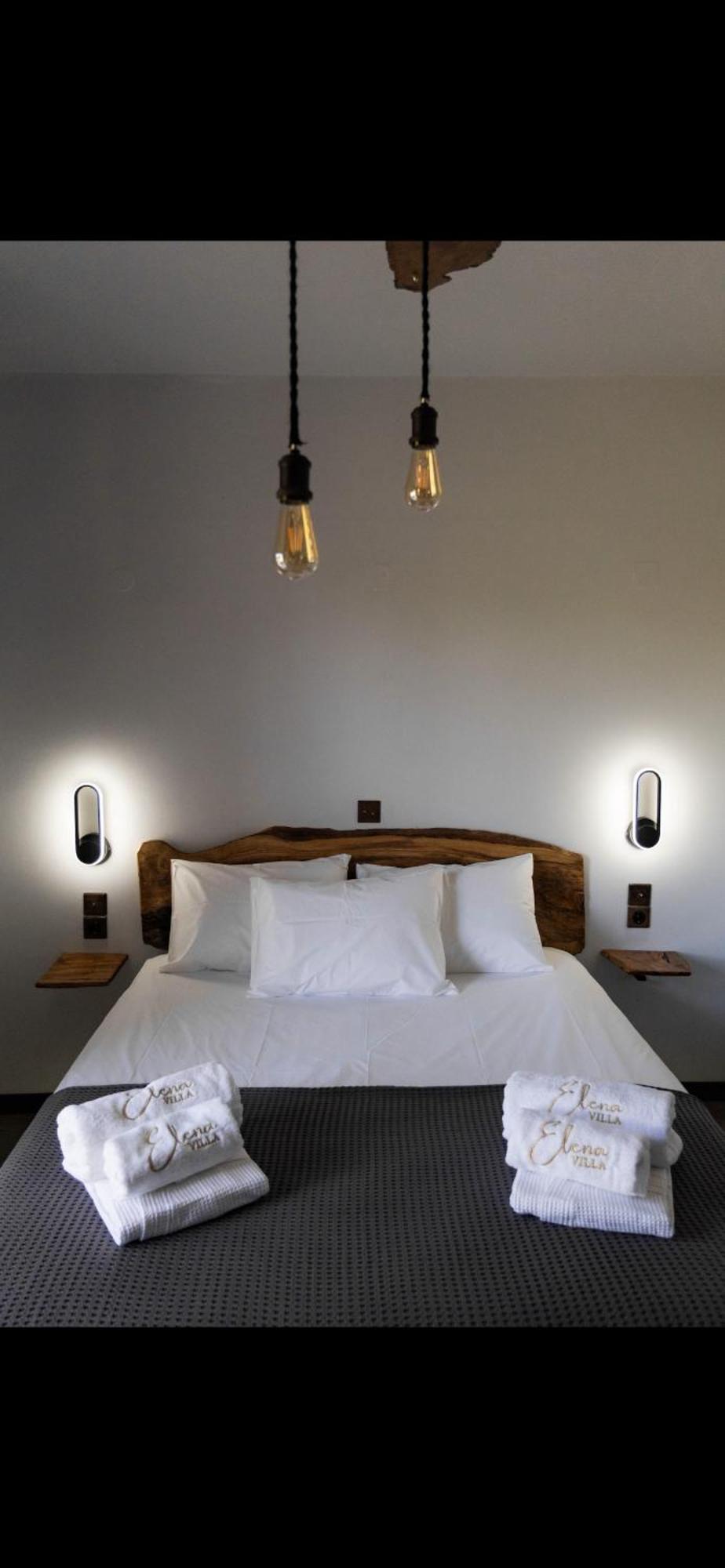 Villa Elena With Jacuzzi Kastro-Kyllini ภายนอก รูปภาพ